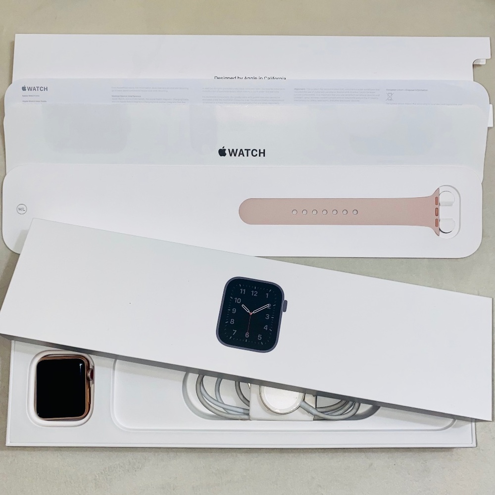 Like New Apple Smart Watch, Rose Gold Aluminum with Pink Sand Sport Band